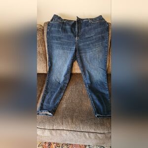 Seven7 Signature Denim with Unique Design